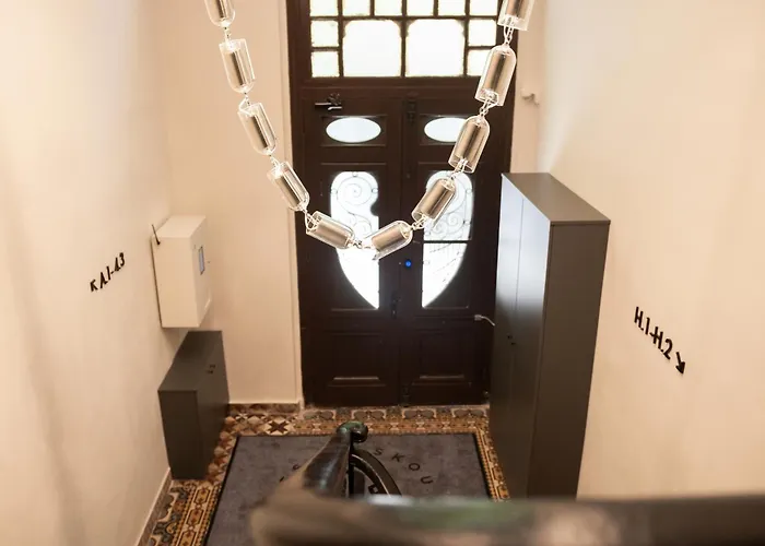 Taskou Luxury Suites